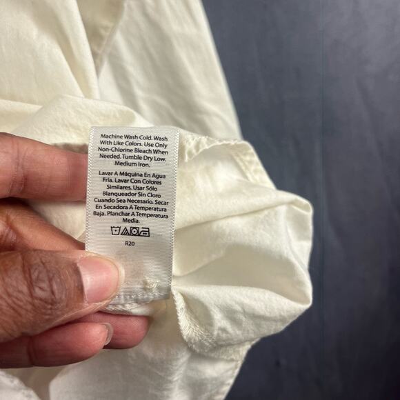 Free Assembly Women's Small Shirt Button Down Ruffle Collar Presidential England - Picture 7 of 9